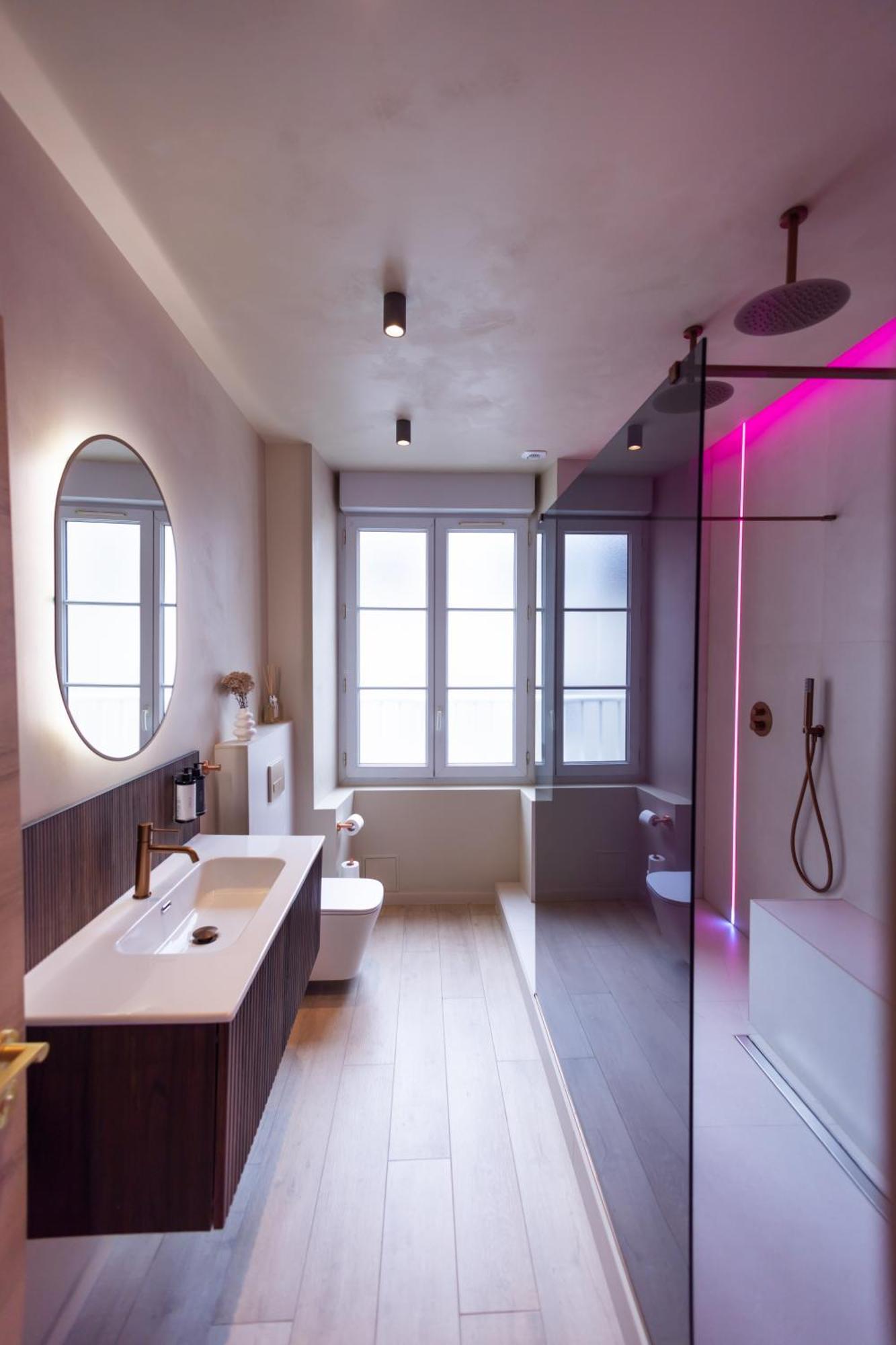 Harmony Room Suite Avec Balneo Angers Dış mekan fotoğraf